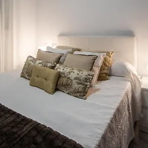 https://apartamento-el-museo-de-cadiz.hotelsincadiz.net